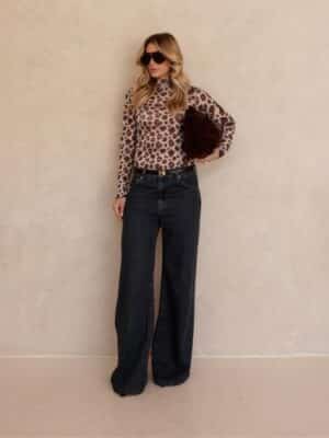 Blusa cacharel em tule